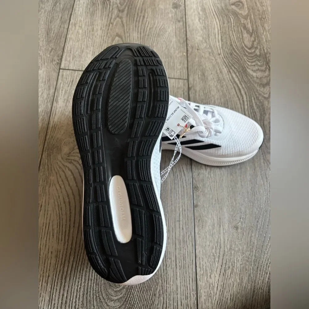 Adidas White and Black Running Shoes - Picture 7 of 7